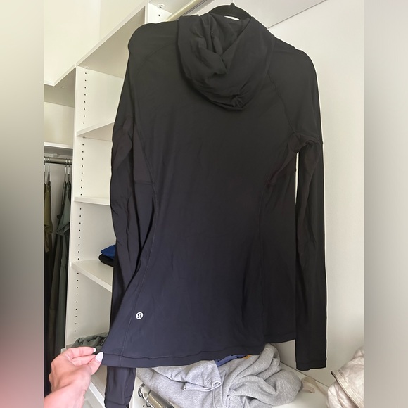 Lululemon Runbeam hoodie - 8 - Picture 8 of 11